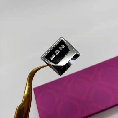 カーキー用のニッケル電極形金属ロゴステッカー