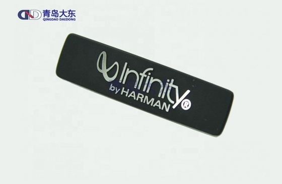 工業用包装 オーダーメイドデザインと素材のアルミ金属ラベル